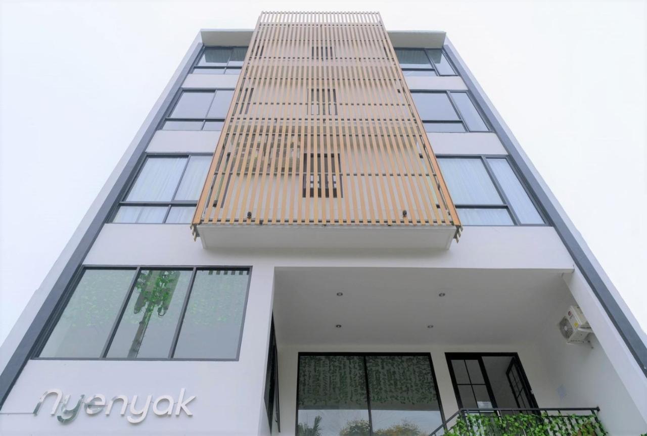 Отель Nyenyak Mrt Lebak Bulus Simatupang Джакарта Экстерьер фото